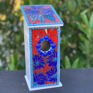 Bluebird House, Vogelhaus, Vogelbeobachtung, einzigartige Vogelhäuschen, Geschenk für Vogelliebhaber, Geschenk für Gärtner, Gartenkunst-Mosaik-Vogelhaus