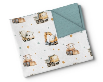 Personalisierte Babydecke aus Minky-Stoff – gestickter Name – individuell angefertigt – hergestellt in Quebec – Kawaii-Baufahrzeug