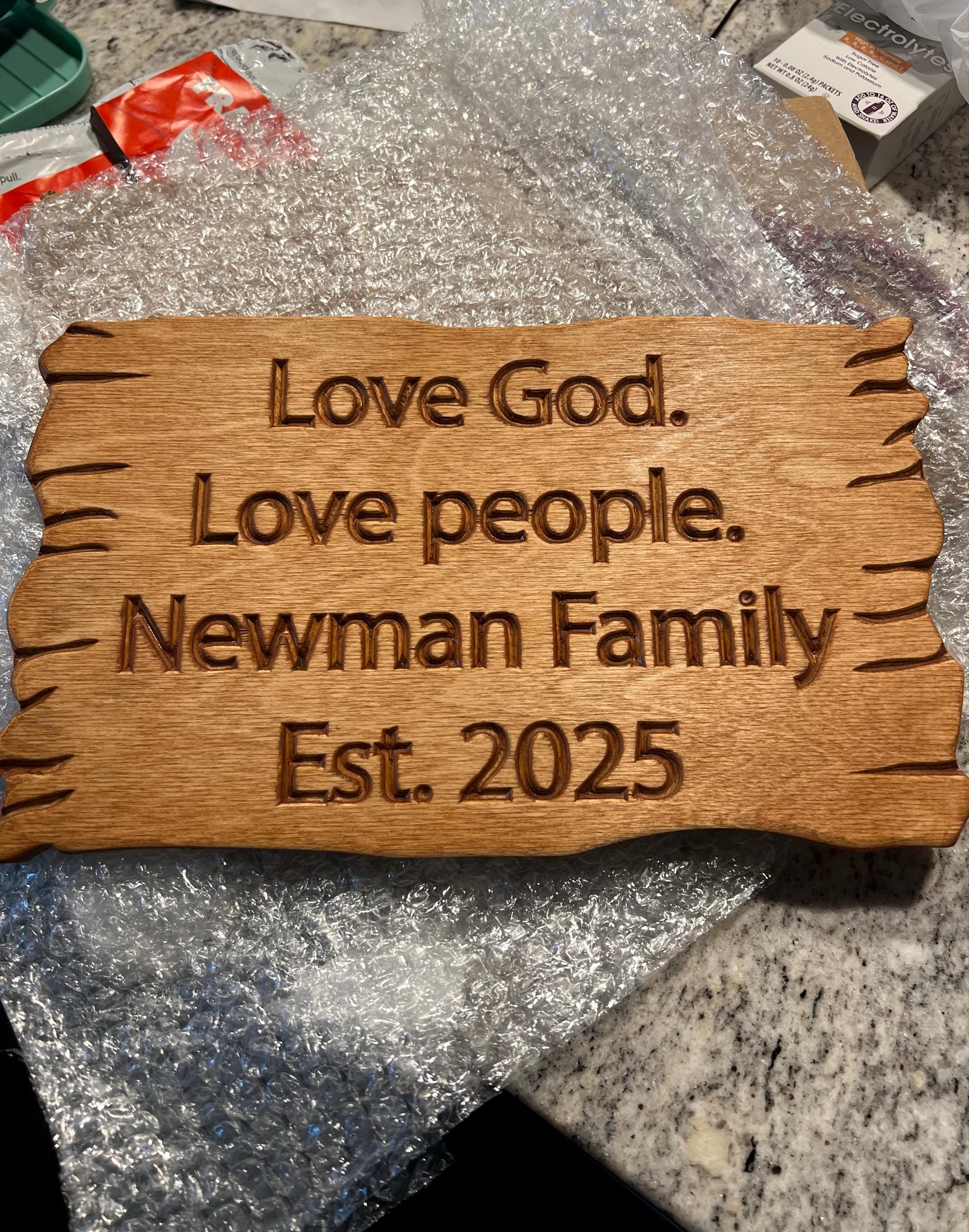 Personalized Wooden Family Name Sign, Custom Carved Sign, Wood Home Decor, Housewarming Gift, Outdoor Sign, Retro House Decor, Cabin Decor