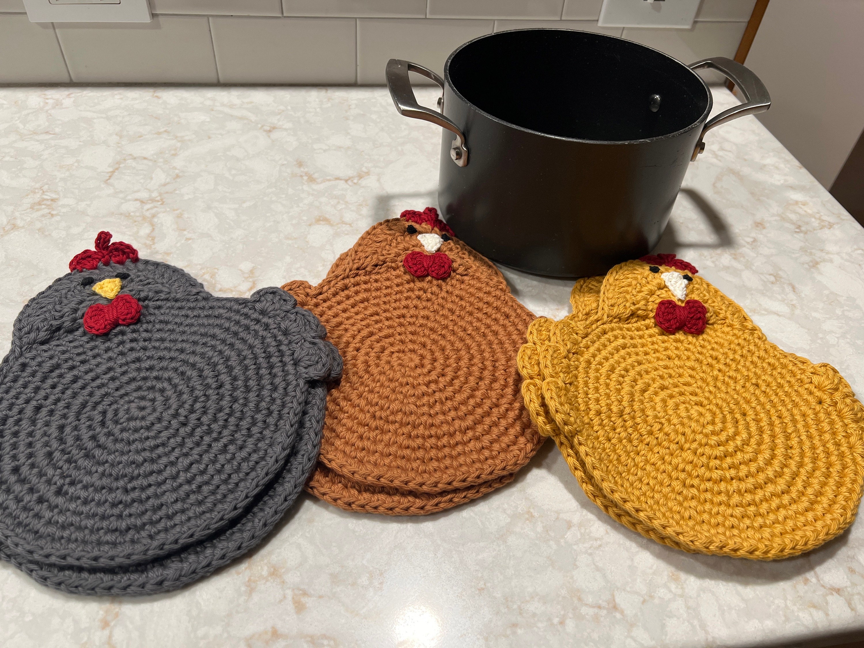Crochet Chicken Potholders, Trivets, Handmade, 100% cotton yarn, double-layered