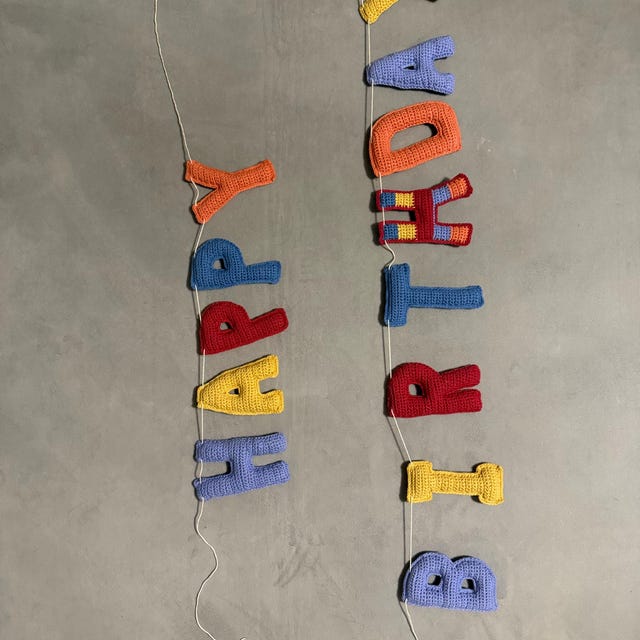 ハッピーバースデーかぎ針編みパターン、PDFアミグルミガーランド