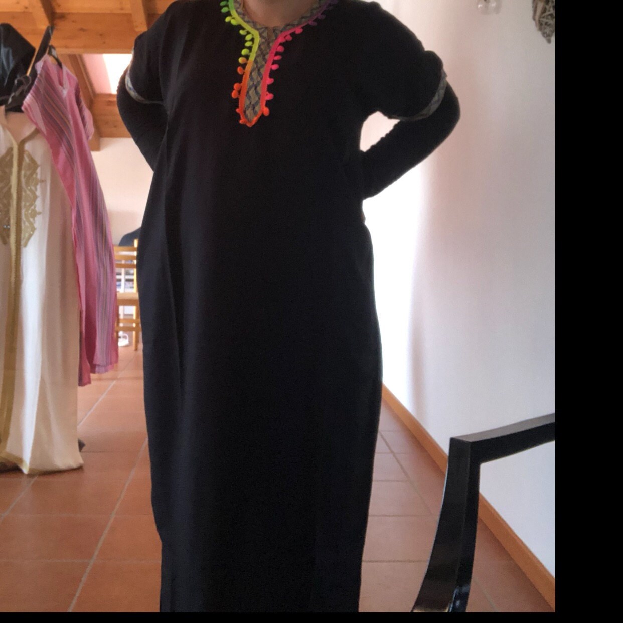 Caftan Femme Noir En Viscose - Robe De Plage élégante Brodée - Taille Unique 40-46 - Parfait Pour Vacances Et Soirées