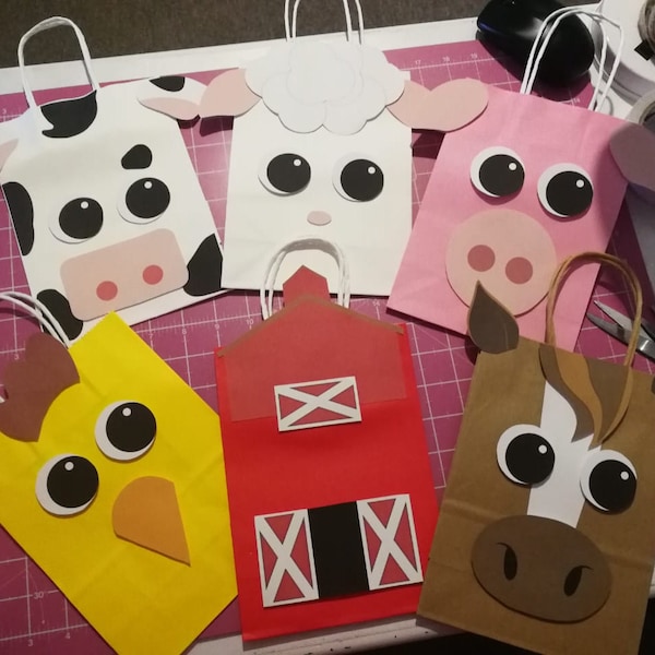 Farm Animal Gift Bag Decorations, Farm Animal Print Outs, Barn Favor ...