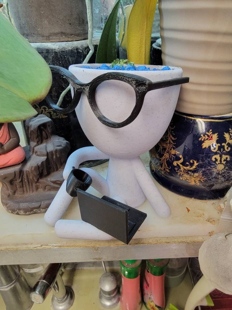 Little People Coffee Time,  Succulent Planter, bicycle Planter - Plat Pot with Drainage - People Planter - Cute Planter