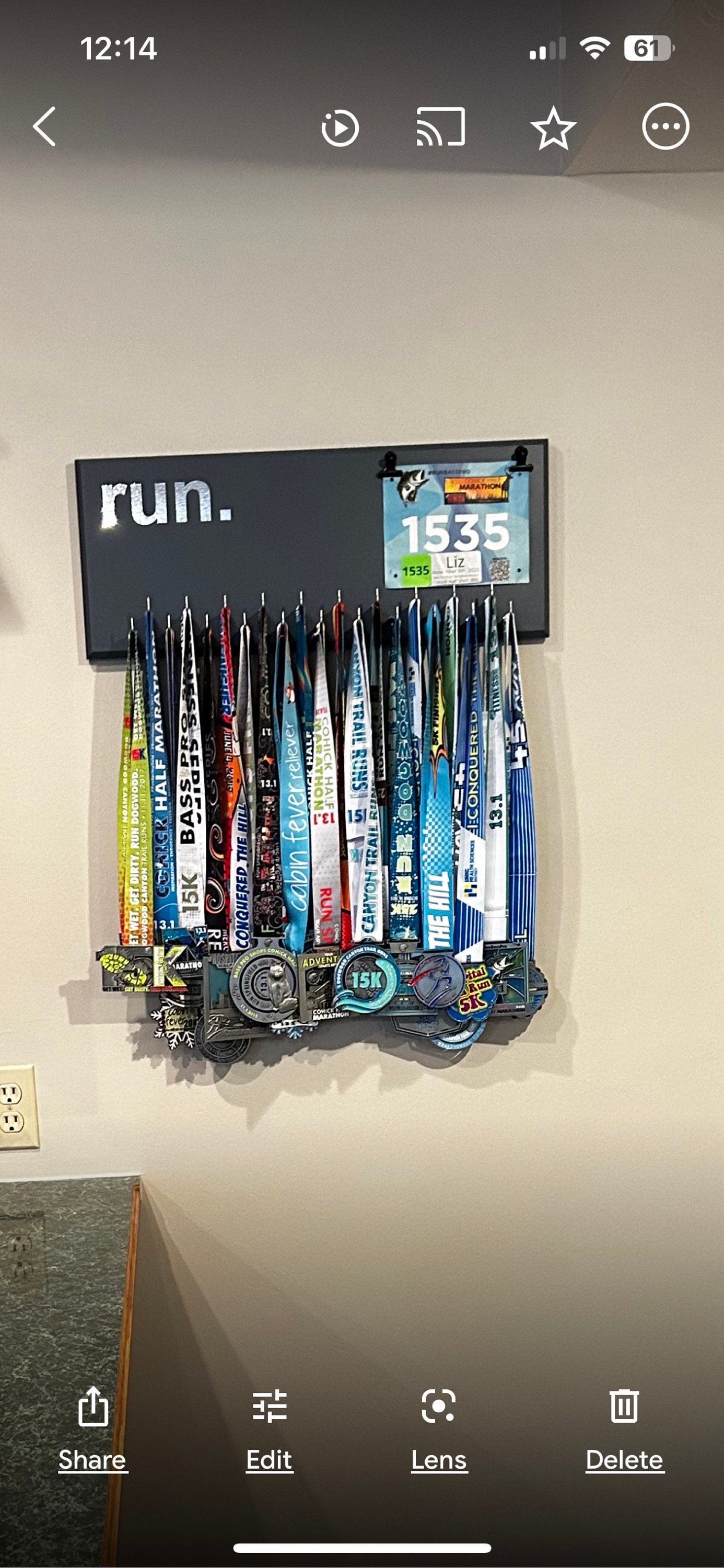 Running Medal Holder, gray or black with chrome "run." vinyl, 21 hooks and BIB holder