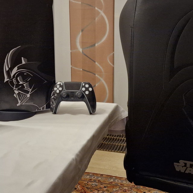  PS5 Disk Console Vader from Starwars Skin Decal Vinal Sticker +  2 Controller Skins Set : Video Games