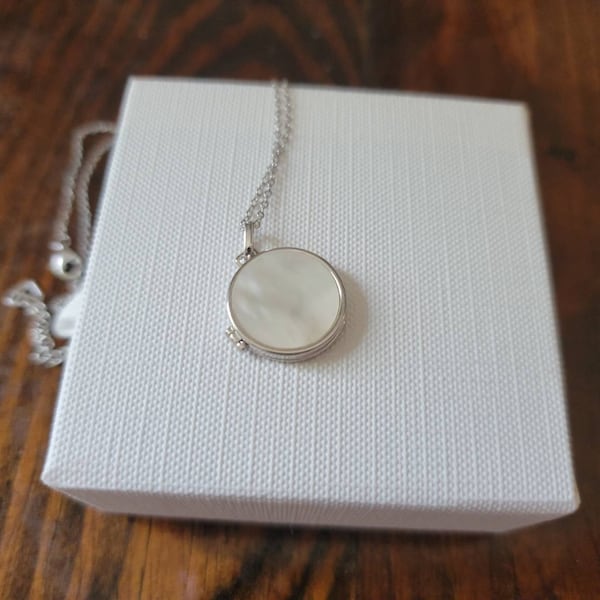 Round Pearl Locket Necklace by Caitlyn Minimalist • Mother of Pearl ...