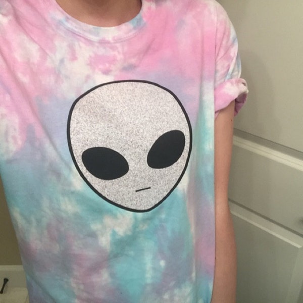 Alien Rainbow Pastel Tie Dye T-shirt - Etsy