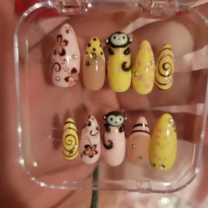 Rylie added a photo of their purchase