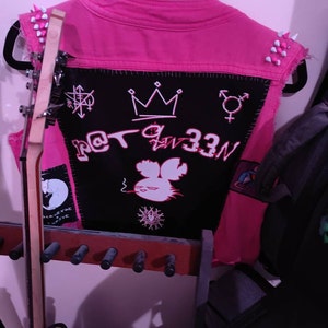 Kelsi added a photo of their purchase