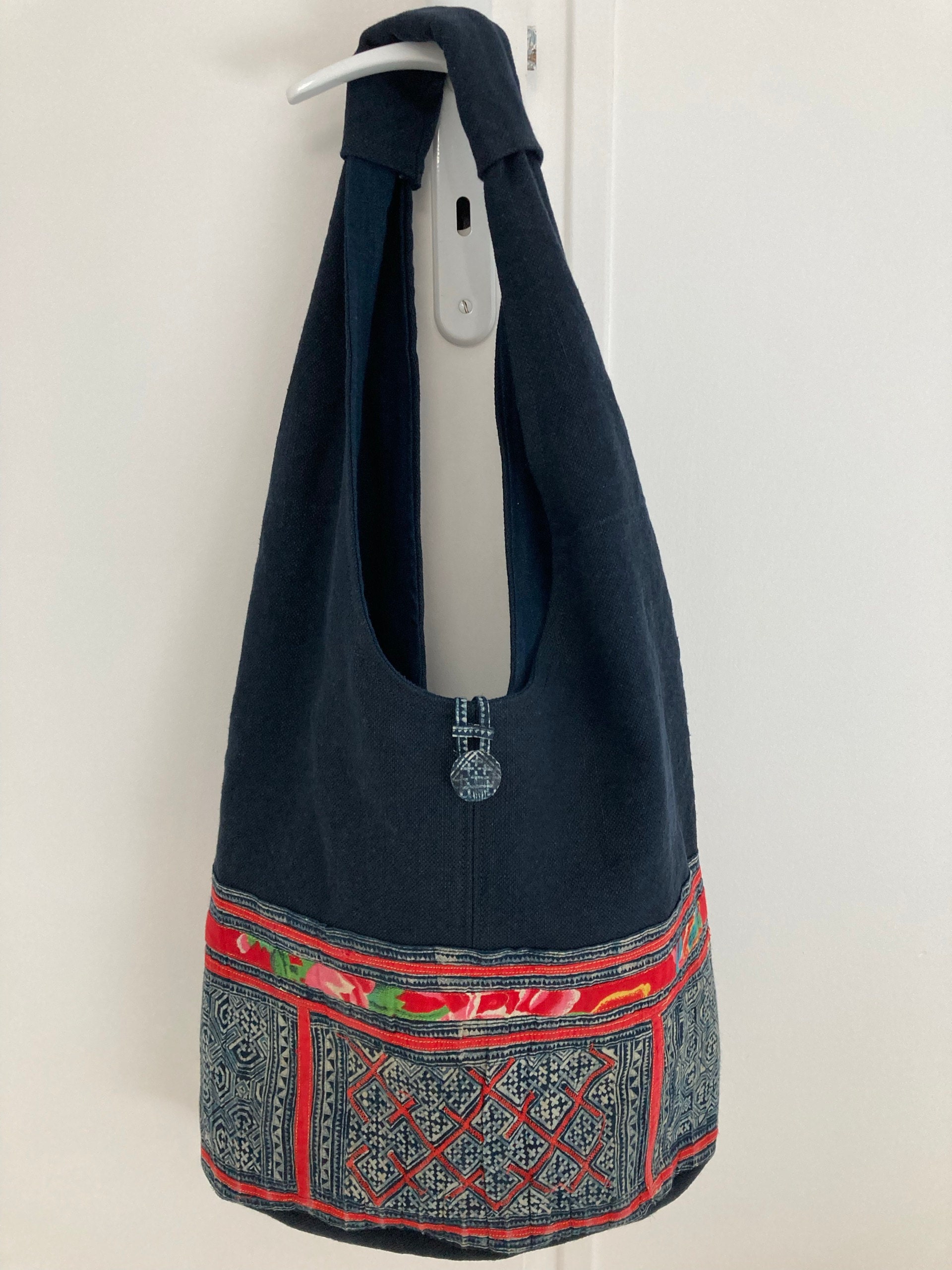 Ellie Hobo Bag sewing pattern - Sew Modern Bags