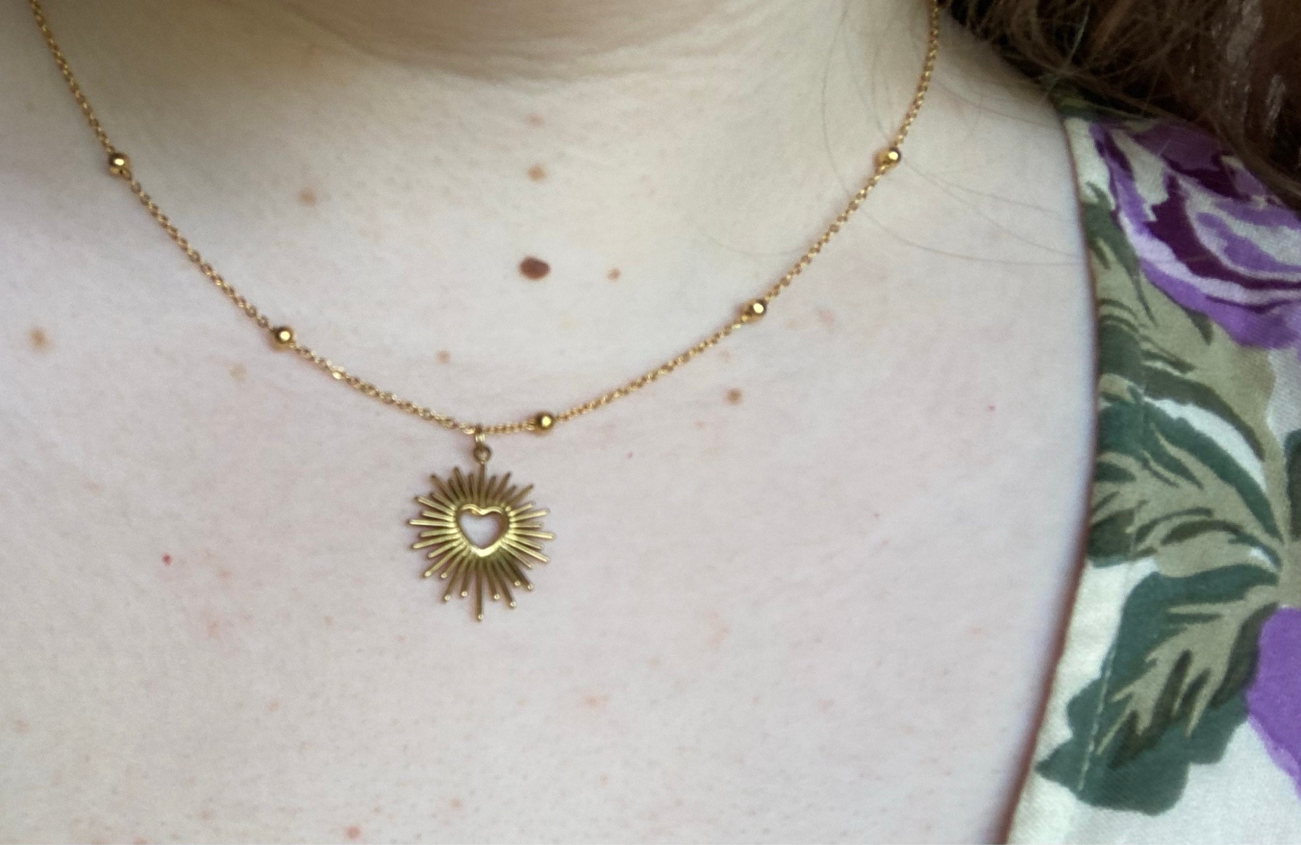 golden sacred heart necklace, ex voto necklace, sacred heart jewelry, astral heart, Virgin Mary necklace, ex voto pendant, Mother&#39;s Day gift