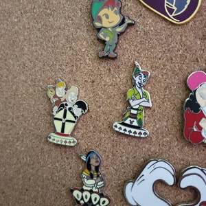 New Disney Trading Pins + FREE Mickey or Minnie Lanyard 50 - 100 - 150 -  200 - 250 all unique