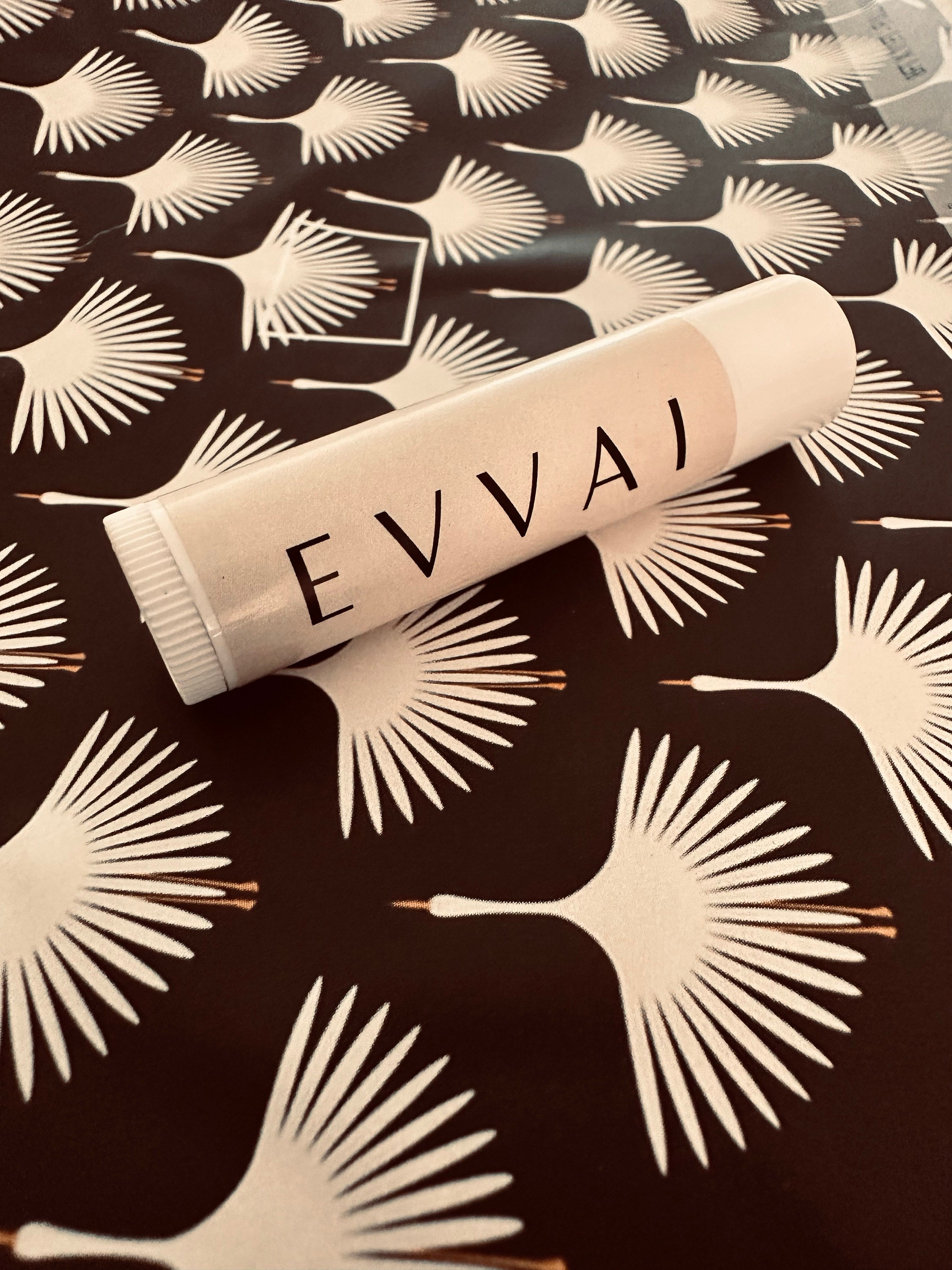 Lippenbalsam zur Hochzeit - Lippenglanz zur Hochzeit - Modernes Hochzeitsgeschenk - Personalisierter Lippenbalsam - Party-Gastgeschenke - Brautparty-Gastgeschenke - Individuelle Etiketten