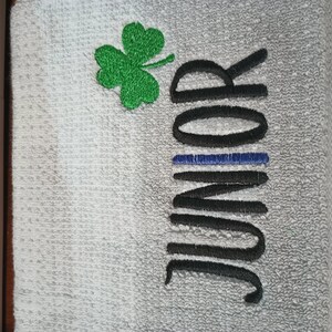 クローバー刺繍デザイン。聖パトリックのクローバー刺繍デザイン。ミニ