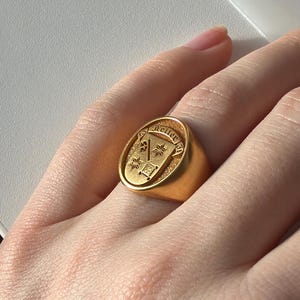 Alyssia added a photo of their purchase