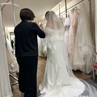 Hand-made 3D Flowers Chapel Length Wedding Veil