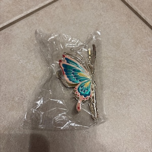 Gabrielle added a photo of their purchase