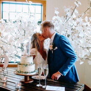 Taylor hat ein Foto des gekauften Artikels hinzugefügt