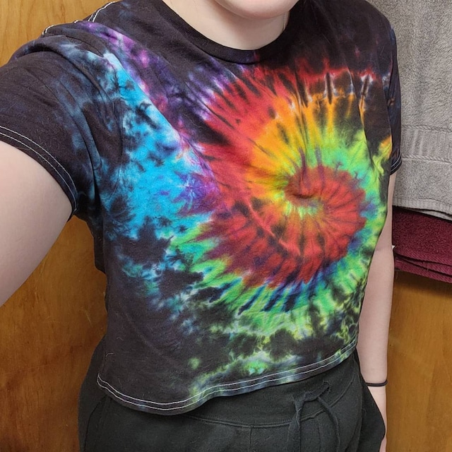 The Black Hole Tie Dye Crop Top - Etsy