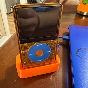 IPod Classic 5.5 Génération 30 Go – Noir – Son Wolfson DAC – Très Bon état