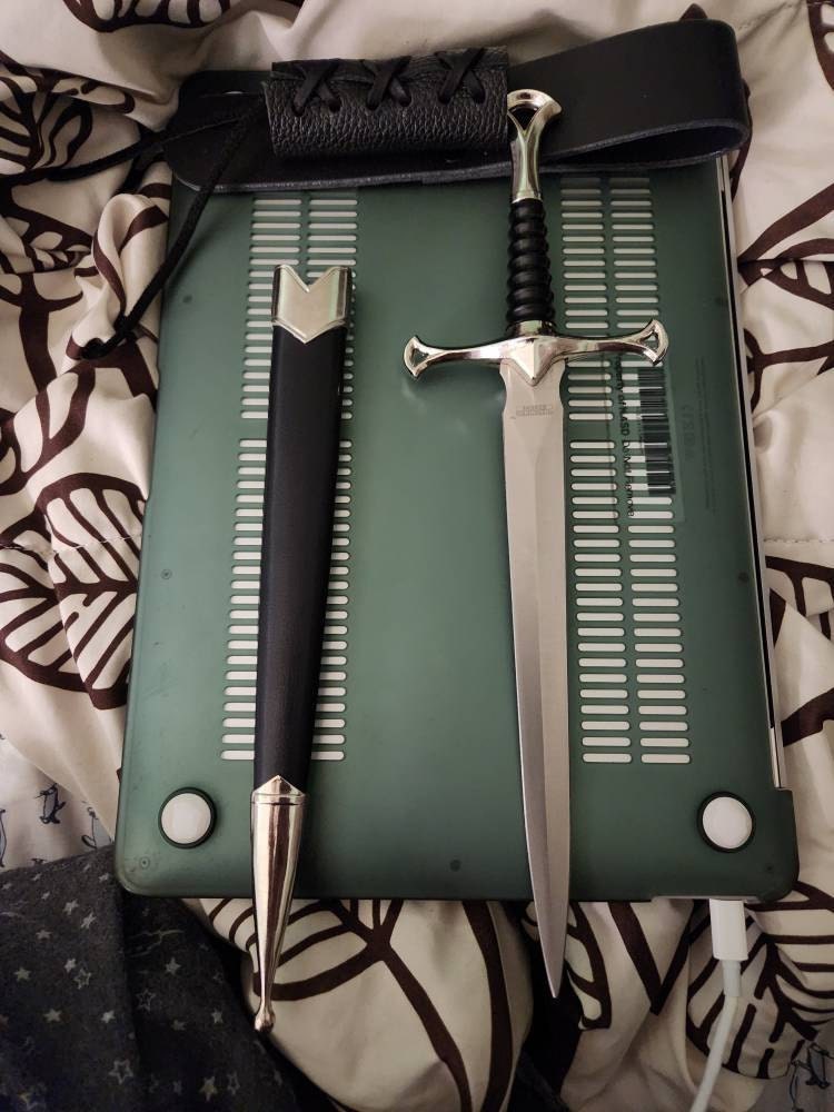 14&quot; Anduril Dagger with Sheath and Leather Frog. Short Sword, Knife Scabbard for Renaissance, Cosplay, Pirate, Medieval, Halloween, Birthday