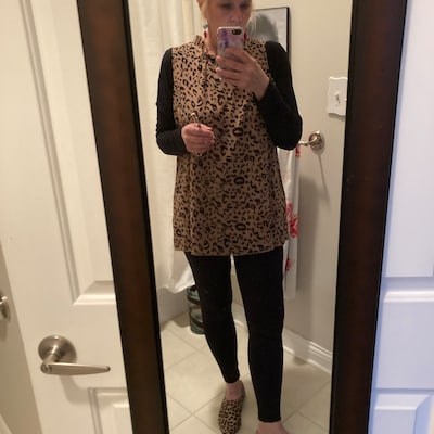 pom pom tie up sandals