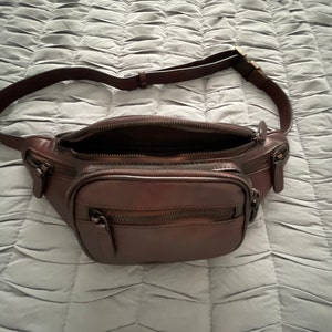 Yolaanda added a photo of their purchase