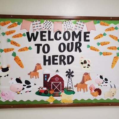 Welcome to the Pack Bulletin Board Kit, Back to School Display, Custom