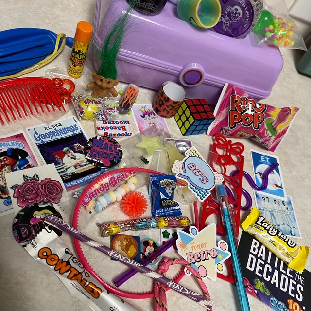 90's Mystery Boxgift for Herbachelorette Surprise80s 