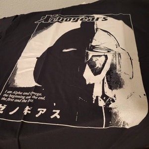 Benzoth added a photo of their purchase
