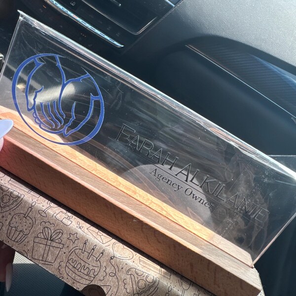 Personalized Wood Name Signs Decorative Office Accessory Christmas personalized-wood-name-signs-decorative-office-accessory-christmas