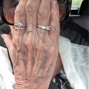 Etsy のお客さま さんが購入した商品の写真を追加しました