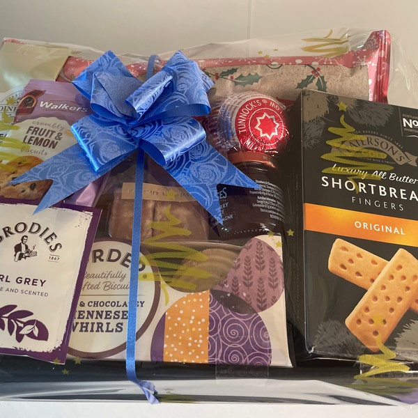 Scottish Food Gift Hamper | Luxury Treat Box - Etsy