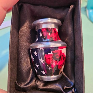 Elsa added a photo of their purchase