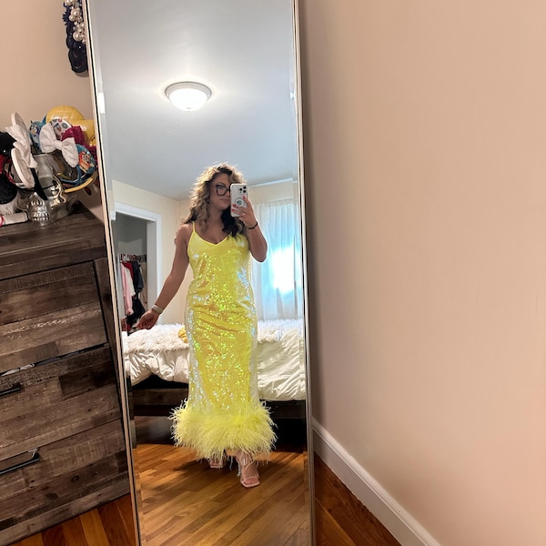 Glamorous Feather Adorned Off-the-Shoulder Party Dress Daffodil