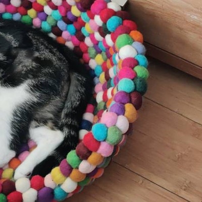 Yellow Green Mix Felt Cat Cave, Everest Pet Cave, Handmade, 100% New