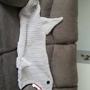 Crochet Shark Tail Blanket PATTERN