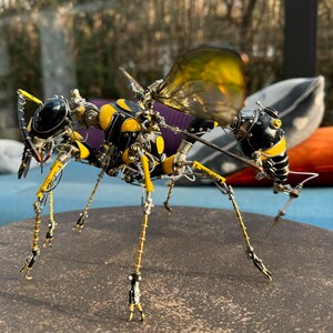 メカニカルホーネットミュータントロボット彫刻ハンドメイドスチーム