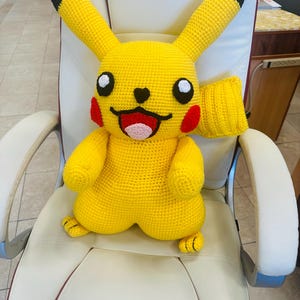 ピカチュウのかぎ針編みパターン | 22インチポケモンぬいぐるみ（PDF
