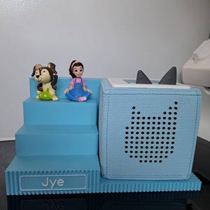 Kaylin added a photo of their purchase