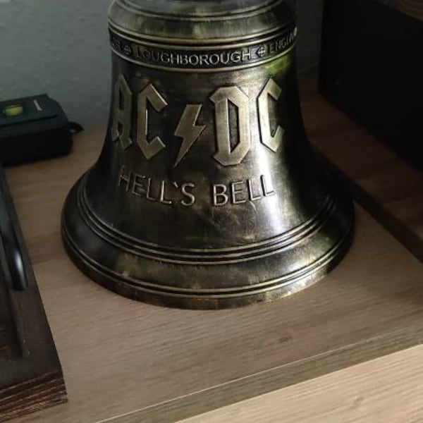 AC/DC hells bells art fan / cloche fan art ac/dc Hell's Bell - Etsy France