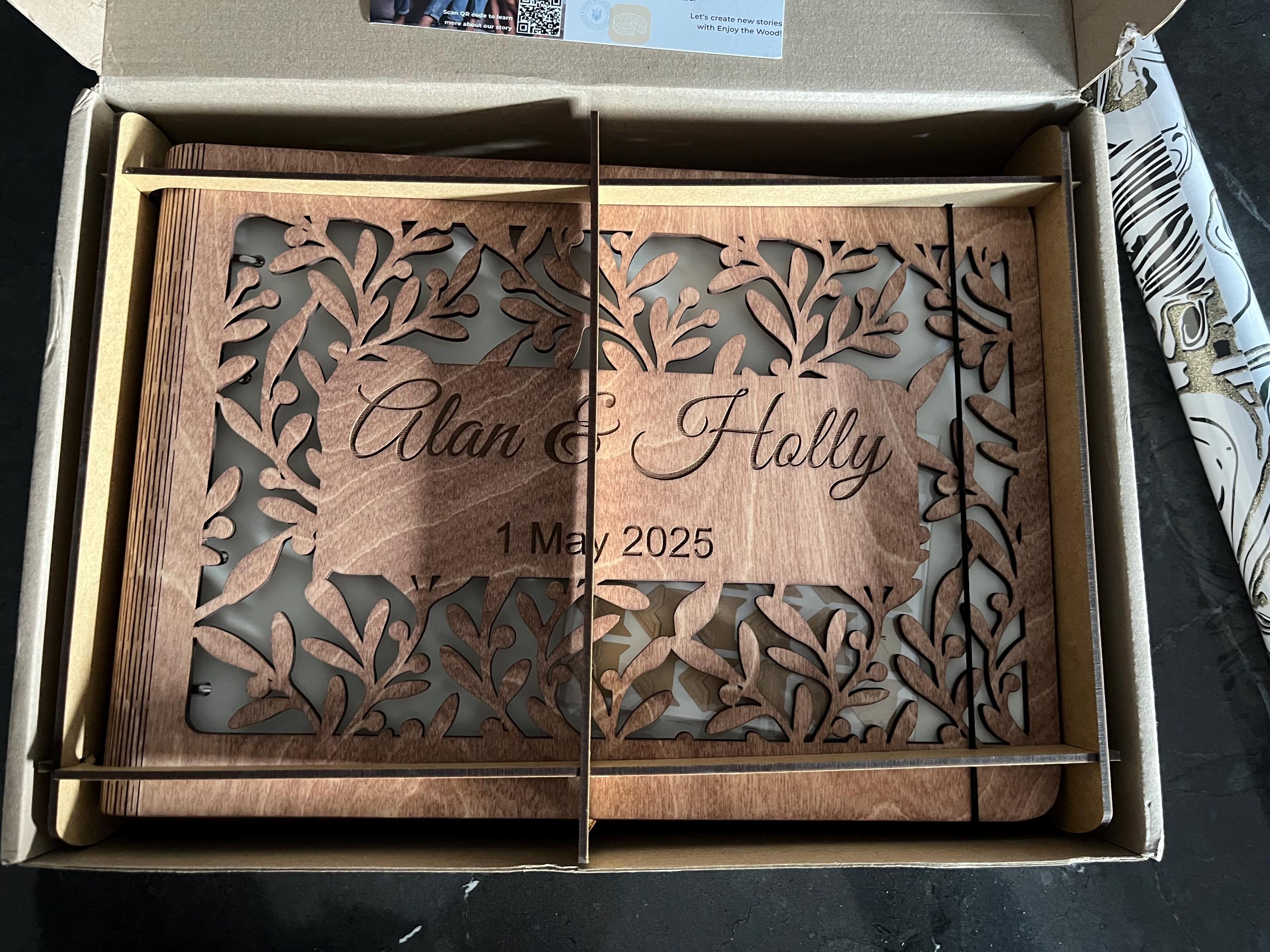 Personalized Gift, Wooden Photo Album Engraved, Scrapbook Album for Her, Custom Family Photo Album Honeymoon, Christmas Gift for Couple