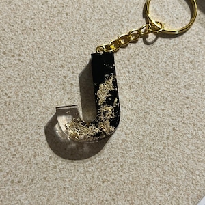 Black Initial Keychain – Evergreen Studios Jewelry