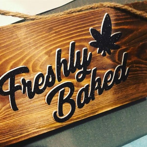 Free Free 157 Weed Crown Svg SVG PNG EPS DXF File