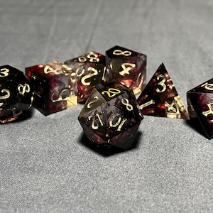 Blighted Blooddrop - Sharp DnD Dice - Clear - Handmade resin dice set for Tabletop Gaming Dungeons & Dragons, Pathfinder, Cthulhu, Cyberpunk