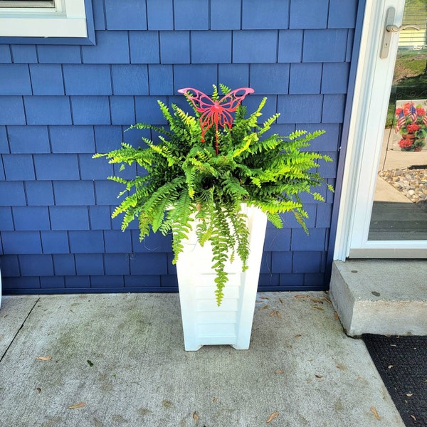 Rustic Metal Standing Rabbit Yard Art With Stake Steel Bunnies Metal ...