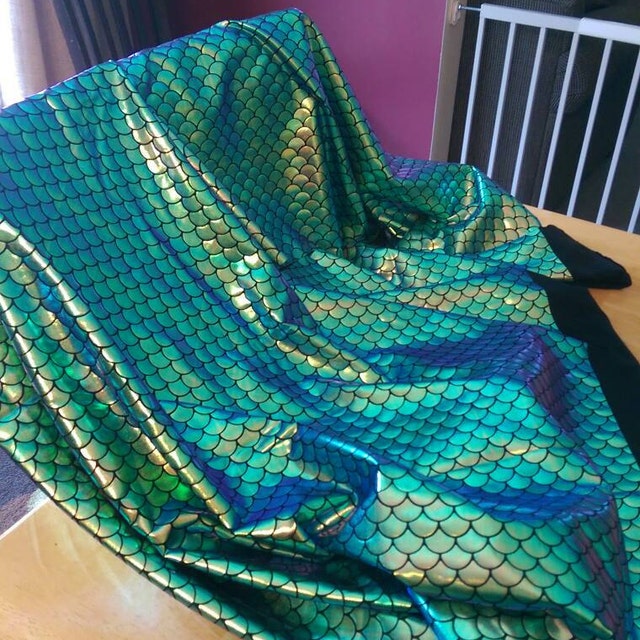 Mermaid Holographic Green Scales Poly Spandex Stretch Fabric by-the-ya–  Peridot Clothing