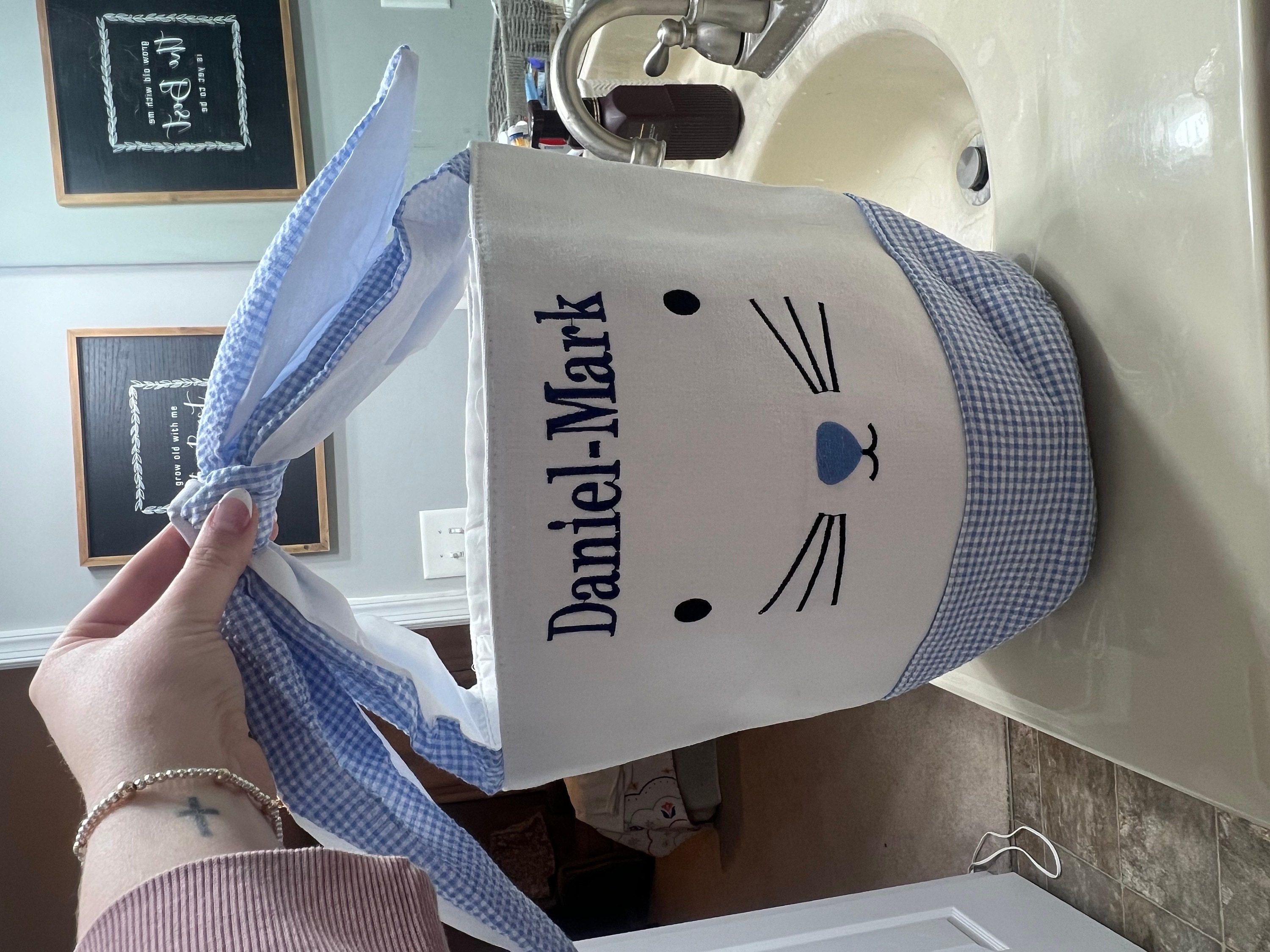 Easter basket, Personalized Easter Basket, monogram easter basket, girls basket, boys basket, girls easter basket, embroidered, Check