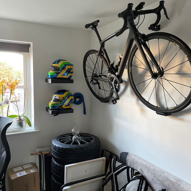 Gost-X, il supporto per bici da muro versatile ed essenziale